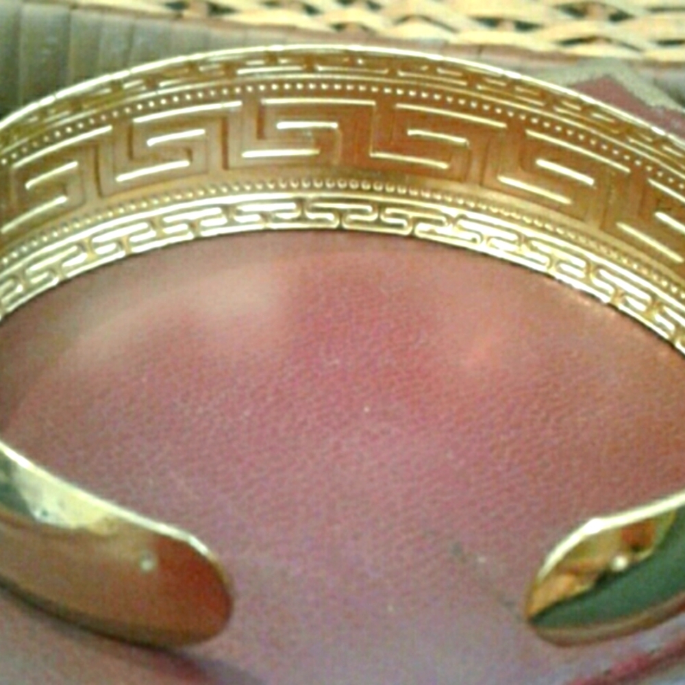 Two Tone Cuff - image 2